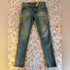 American Eagle Low Rise Jegging Size 8R NWT